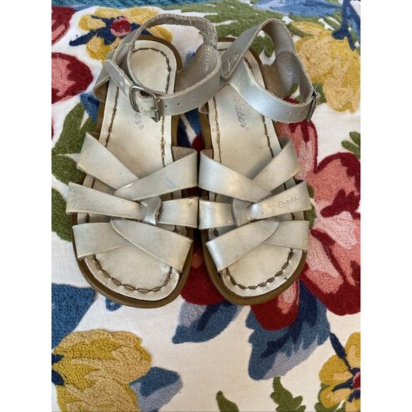 Salt Water Original Silver Leather Sandal Little Girls Sz 12 Shoes WEAR - Picture 1 of 8